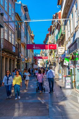 Braga, Portekiz, 22 Mayıs 2019: İnsanlar Narr 'da geziniyor