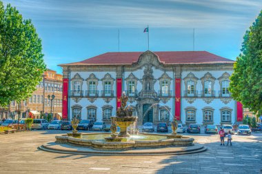 Braga, Portekiz, 22 Mayıs 2019: Tarihi belediye binasının manzarası