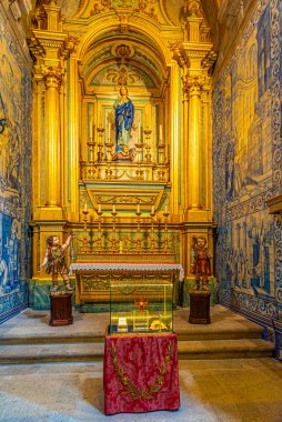 Braga, Portekiz, 23 Mayıs 2019: Eski katedralin içi 