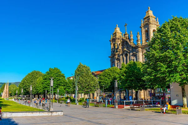 BRAGA, PORTUGAL, 22 MAI 2019 : Les gens se promènent sur Praca da — Photo