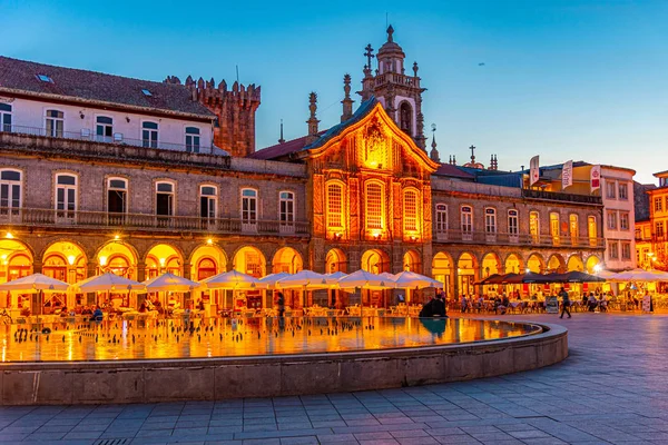 BRAGA, PORTUGAL, 22 de maio de 2019: Vista do pôr-do-sol da Praca da República — Fotografia de Stock