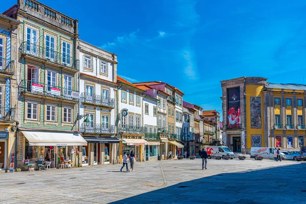Viana Do Castelo, Portugal, 24 mei 2019: Mensen wandelen — Stockfoto