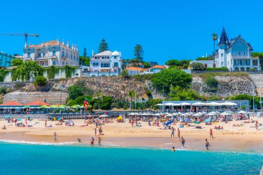 Estoril, Portekiz, 31 Mayıs 2019: İnsanlar güneşli bir günün tadını çıkarıyorlar
