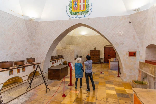 SINTRA, PORTUGAL, MAY 30, 2019: Kitchen of the National palace a — Stock Photo, Image