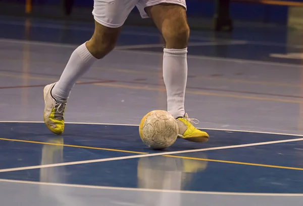 Jugador de fútbol sala de deportes — Foto de Stock