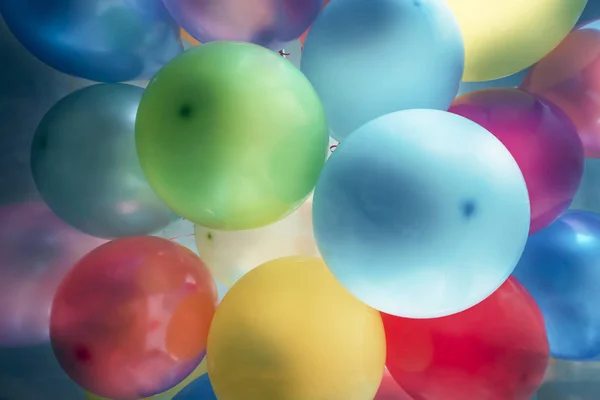 Skupina vícebarevné bubliny — Stock fotografie