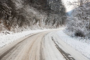 kar olan yol