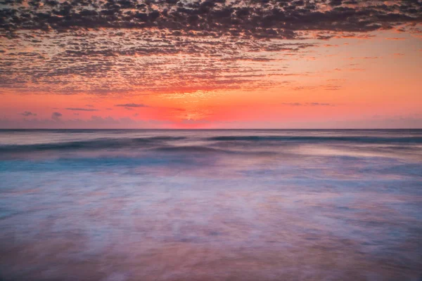 Morgenszene Auf Dem Ozean Langzeitbelichtung — Stockfoto