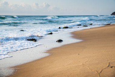 Okyanusta sabah sahnesi