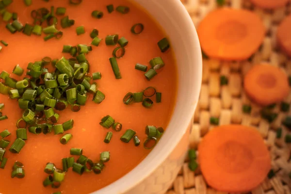 Frenk soğanlı havuç çorbası.