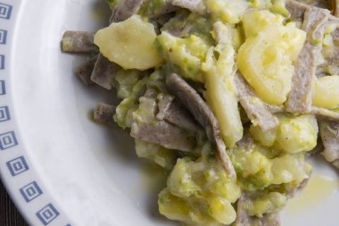 Pizzoccheri, tipik Valtellina mutfağı, İtalya