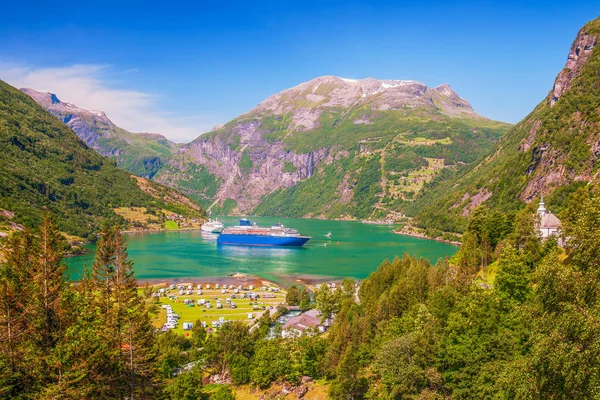 View of the Geiranger Fjord from Geiranger village.More og Romsd — Stock Photo, Image