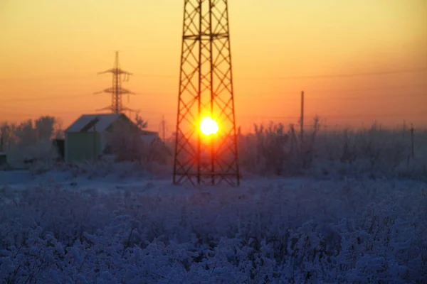 Zonsondergang in de winter met rijm — Stockfoto