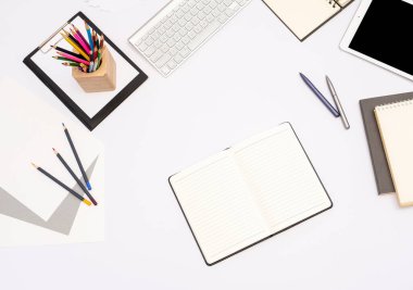 İş geçmişi; serbest çalışan ya da ofis çalışanı için iş yeri