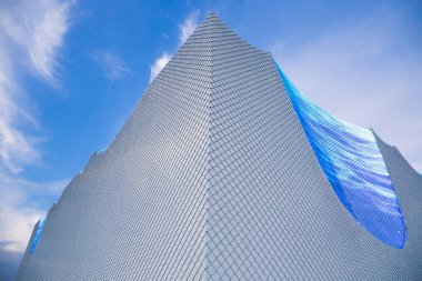 Melaka, Malezya - 26 Temmuz 2019: Encore Melaka, modern amaçla inşa edilmiş Melaka temalı etkileyici bir kültürel şarkı ve dans performansıdır..