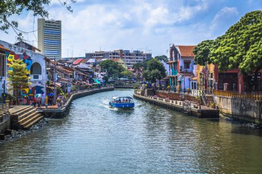 Malacca, Malezya 'nın Malacca şehrinin ortasından akan Malacca Nehri