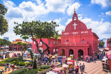 Melaka, Malezya - 28 Temmuz 2019: Christ Church Malacca Malezya 'nın Malezya şehrinde 18. yüzyıl Anglikan kilisesidir..