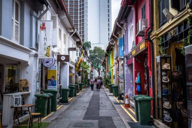 Hacı Yolu - Singapur 'un hippi mahallesi bağımsız atölyeler, butikler, barlar ve lokantalarla doluydu.