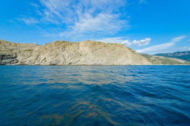 Kırım, Ukrayna 'da Karadeniz' in güzel kayalık kıyıları.