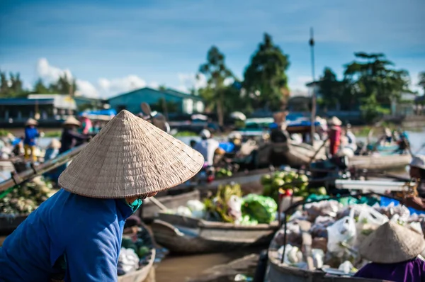 Phong Dien pływających rynku — Zdjęcie stockowe