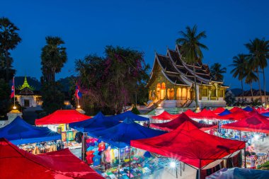 Luang Prabang Street yürüyüş