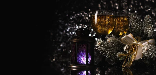 Glasses of champagne on a dark background. — Stock Photo, Image