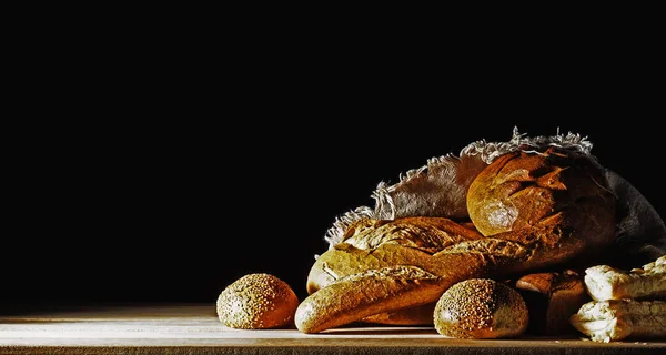 Bread on the table. — Stock Photo, Image