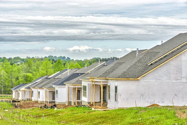 Horizontale Aufnahme Neuer Häuser Bau — Stockfoto