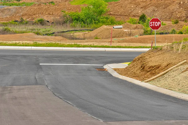 Horizontal Shot Street Intersection New Residential Construction — Stock Photo, Image