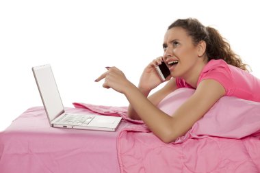 Kadın telefonda şikayet