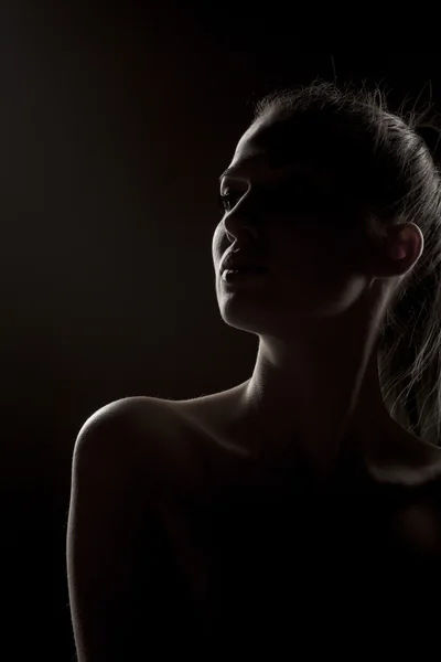 Silhouette d'une femme — Photo