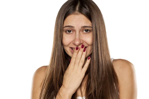 Jonge vrouw zich te verontschuldigen — Stockfoto