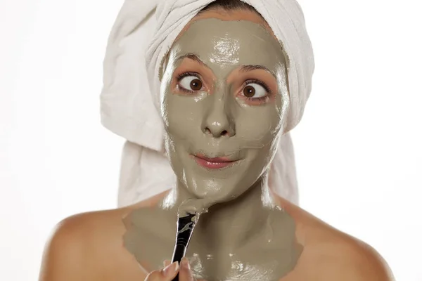 Kadın çamur maskesi — Stok fotoğraf