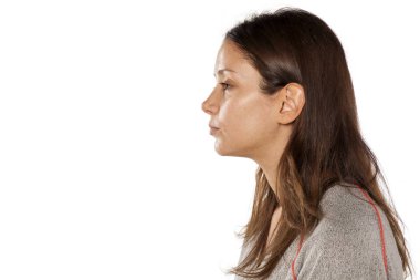 kadın makyaj olmadan