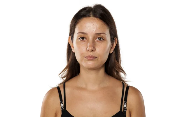 Mujer sin maquillaje — Foto de Stock