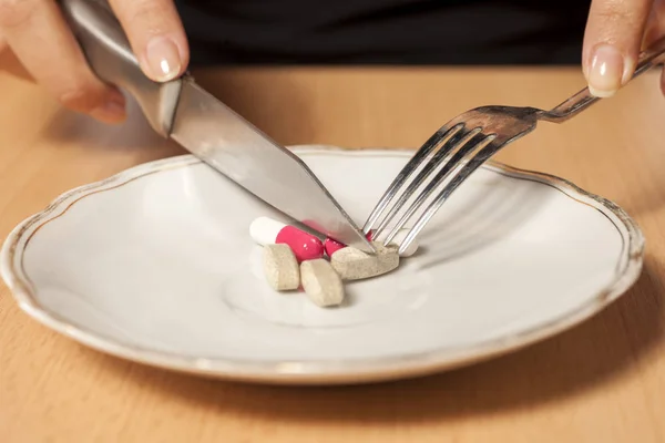 Drugs in a plate — Stock Photo, Image
