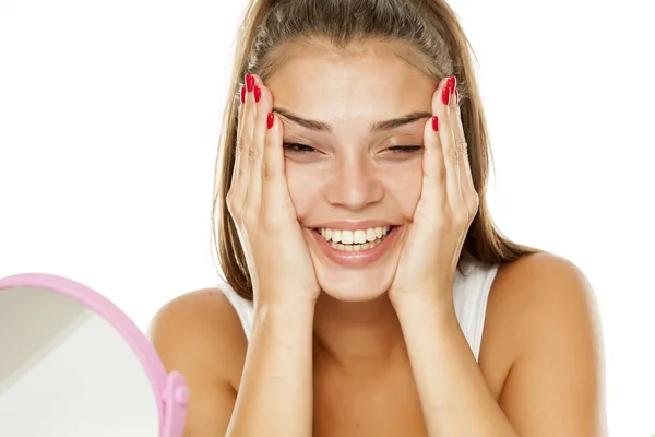 Young Smiling Woman Tightening Her Face Her Hands — Stock Photo, Image