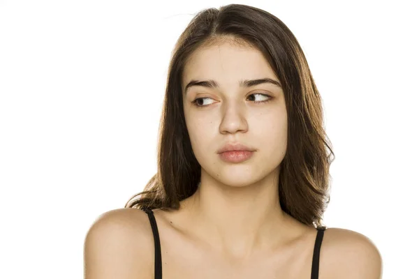 Joven Hermosa Mujer Sin Maquillaje Mirando Lado Sobre Fondo Blanco —  Fotos de Stock