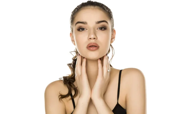 Joven Mujer Sensual Con Maquillaje Posando Sobre Fondo Blanco —  Fotos de Stock