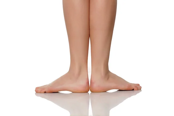 Kadın Bacaklarının Ayaklarının Arka Görüntüsü — Stok fotoğraf
