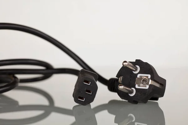Černá Napájecí Kabel Plug Socket Izolovaných Bílém — Stock fotografie