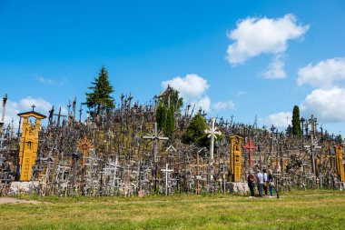 Siauliai, Litvanya - 12 Temmuz 2015: Hill, haç (Kryziu 