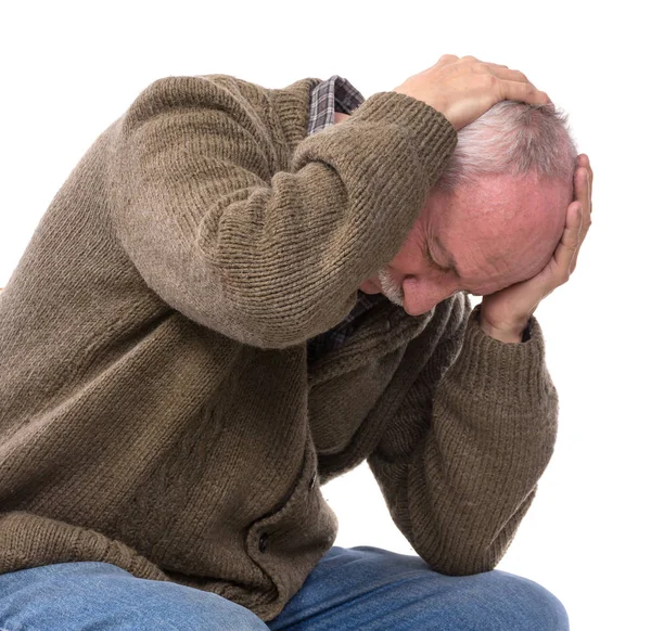 Starší muž trpí bolest hlavy — Stock fotografie