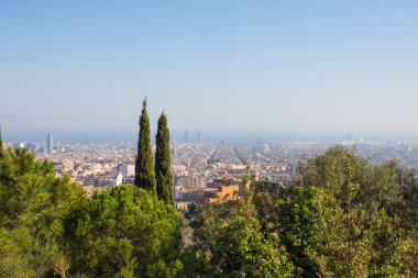Park Guell 'den Barcelona' nın kış günündeki panoramik görüntüsü