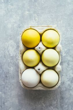 Renkli Paskalya yumurta se