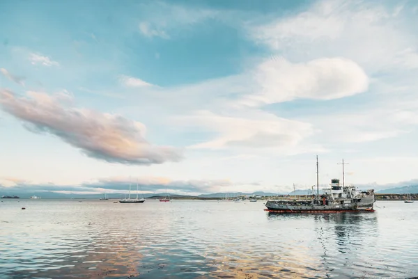 Naufragio Puerto Ushuaia Con Cielo Dramático Fondo Ushuaia Tierra Del — Foto de Stock