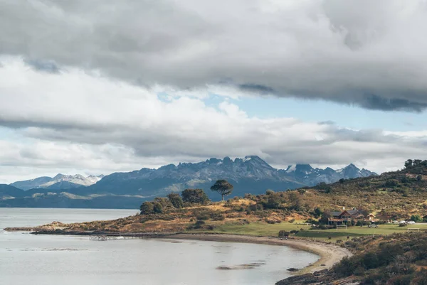 Näkymä Beagle Channel Kansallispuistossa Tierra Del Fuego Ushuaiassa Argentiinassa — kuvapankkivalokuva