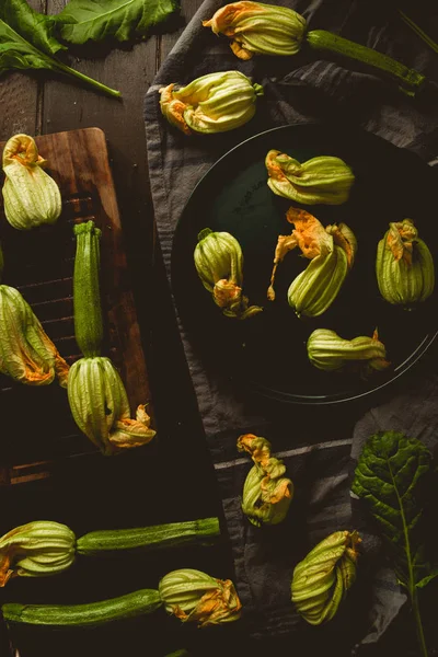 Courgettes avec fleur — Photo