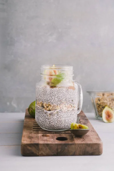 Chia pudding with fresh figs — Stock Photo, Image
