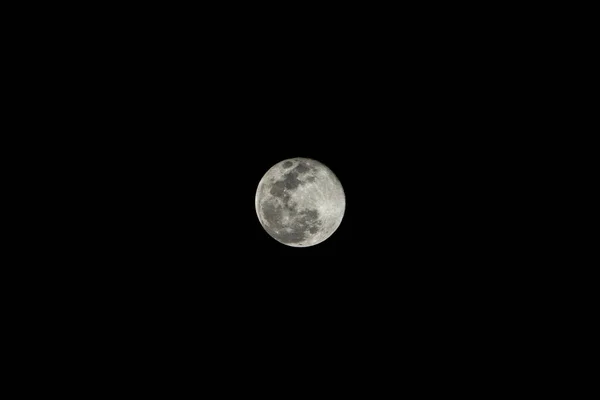 Gros Plan Super Lune Isolé Sur Fond Nuit Sombre — Photo